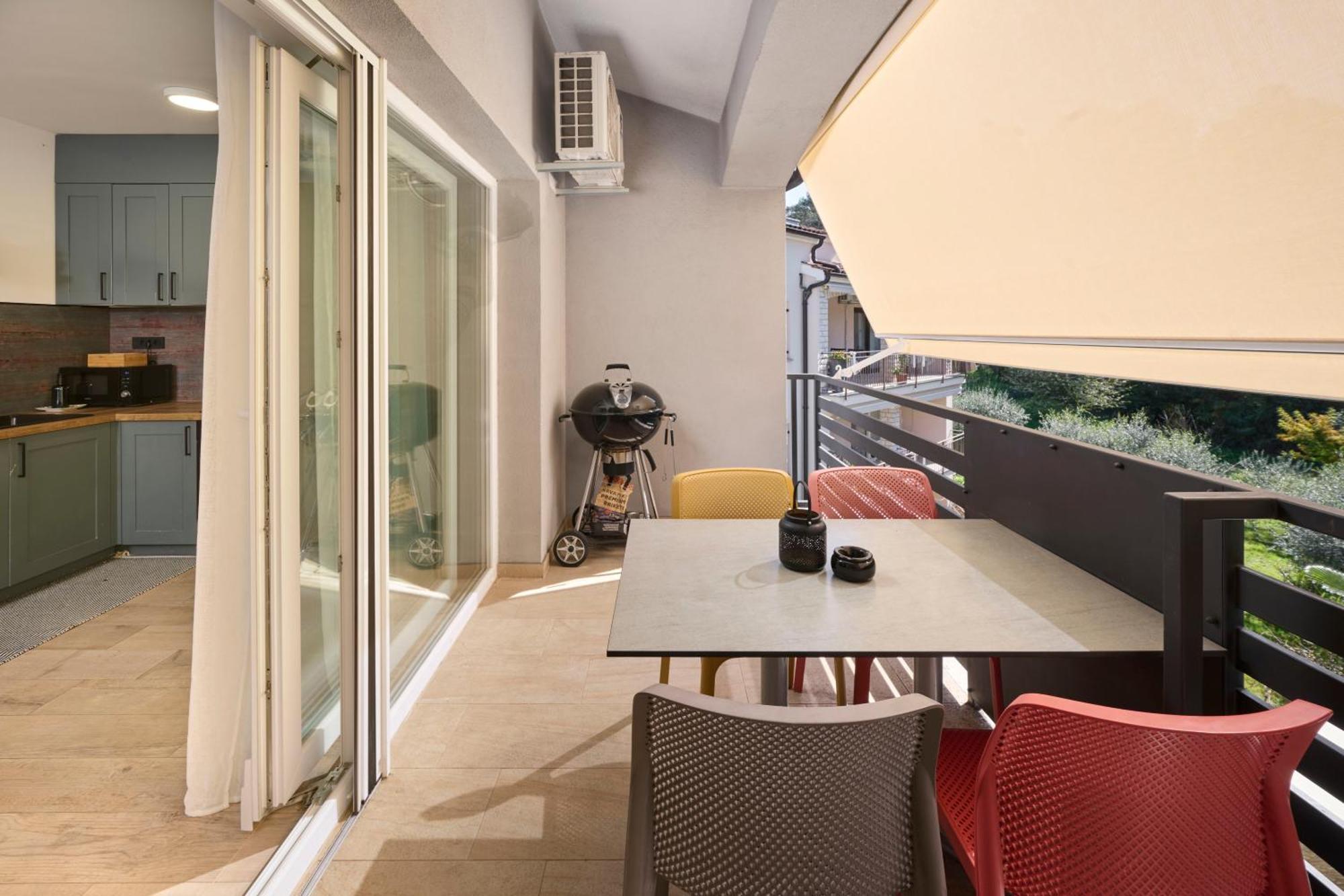 Apartment Martello Forest View Пореч Экстерьер фото
