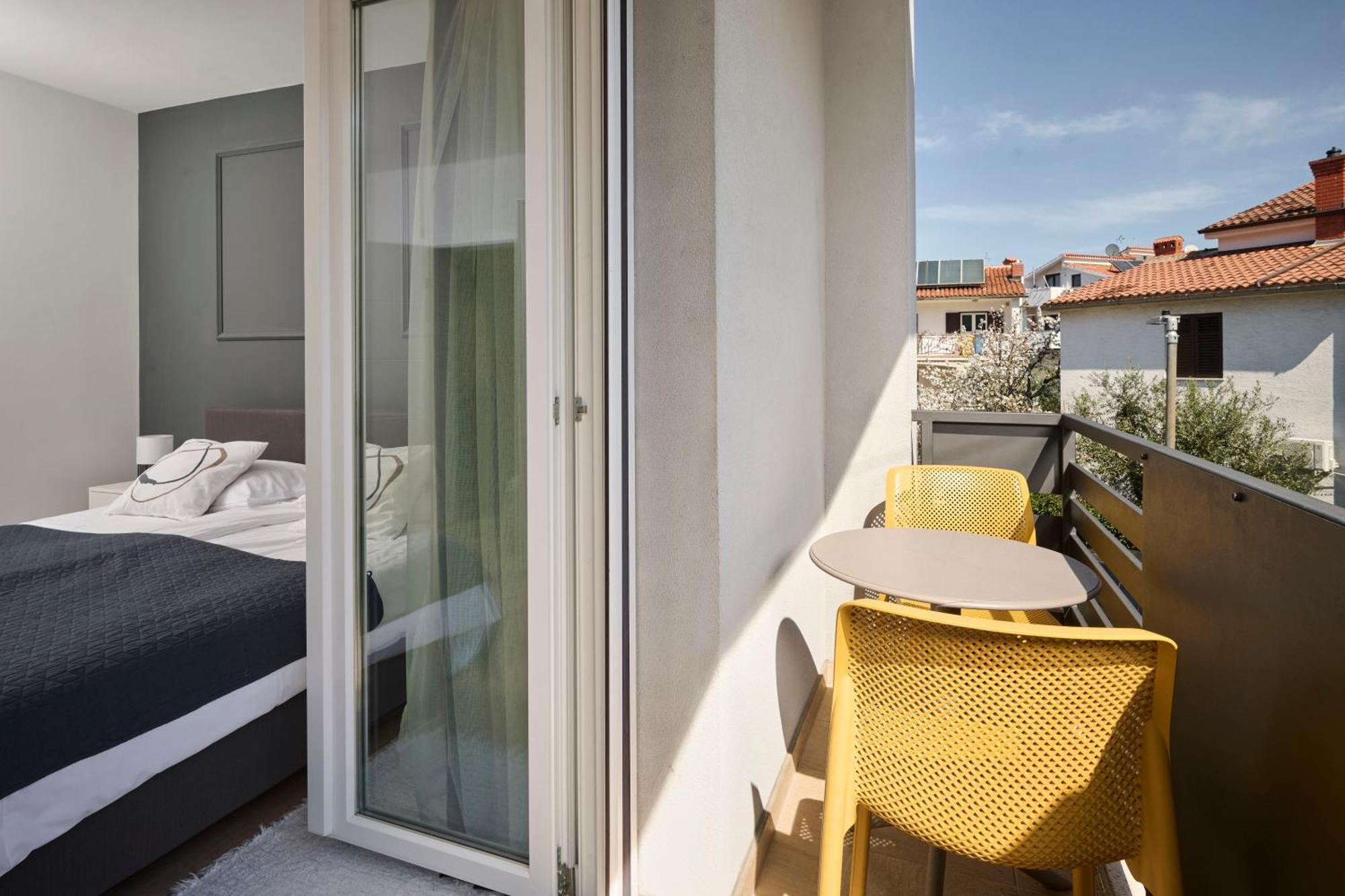 Apartment Martello Forest View Пореч Экстерьер фото