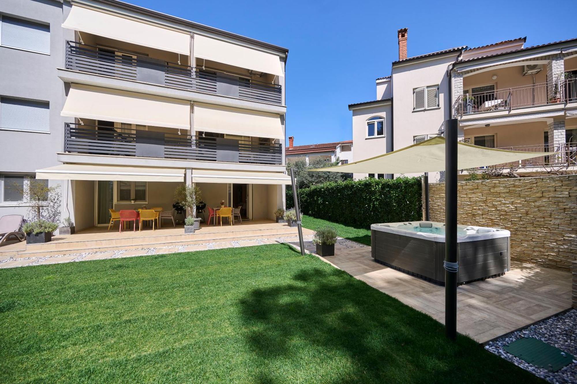 Apartment Martello Forest View Пореч Экстерьер фото